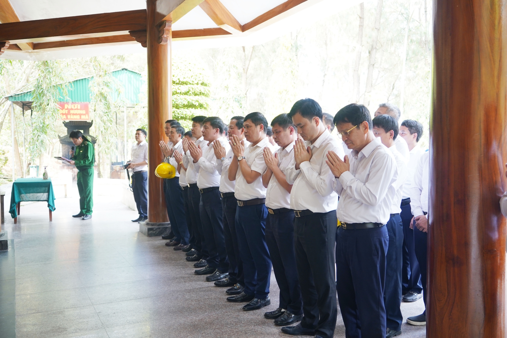 EVN NPC phát động chương trình “Vì một Việt Nam xanh” tại Hà Tĩnh, Nghệ An