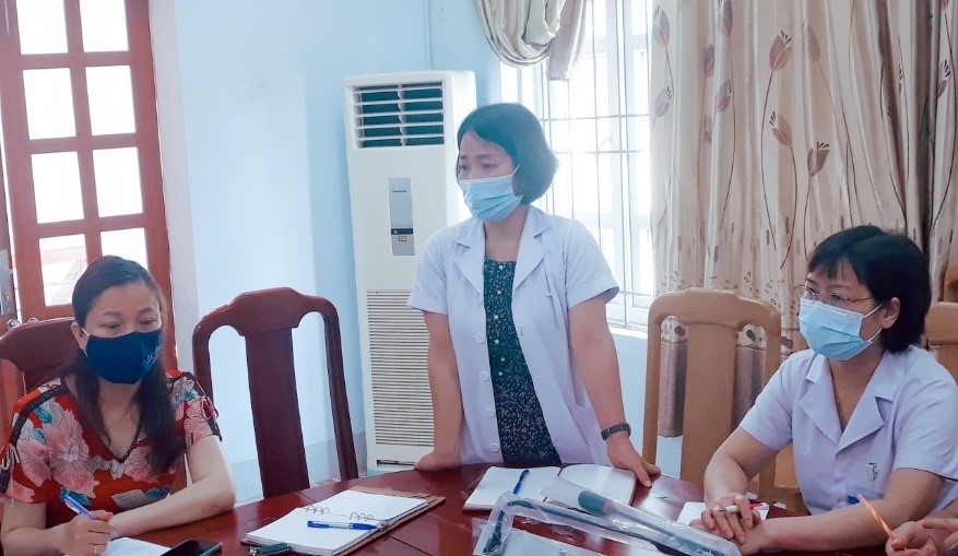 Công đoàn các cấp đồng hành tiếp sức cho cán bộ y tế “những chiến sỹ thầm lặng” trên tuyến đầu tham gia phòng, chống dịch Covid-19 giai đoạn 4 Công đoàn các cấp đồng hành tiếp sức cho cán bộ y tế “những chiến sỹ thầm lặng” trên tuyến đầu tham gia phòng, chống dịch Covid-19 giai đoạn 4