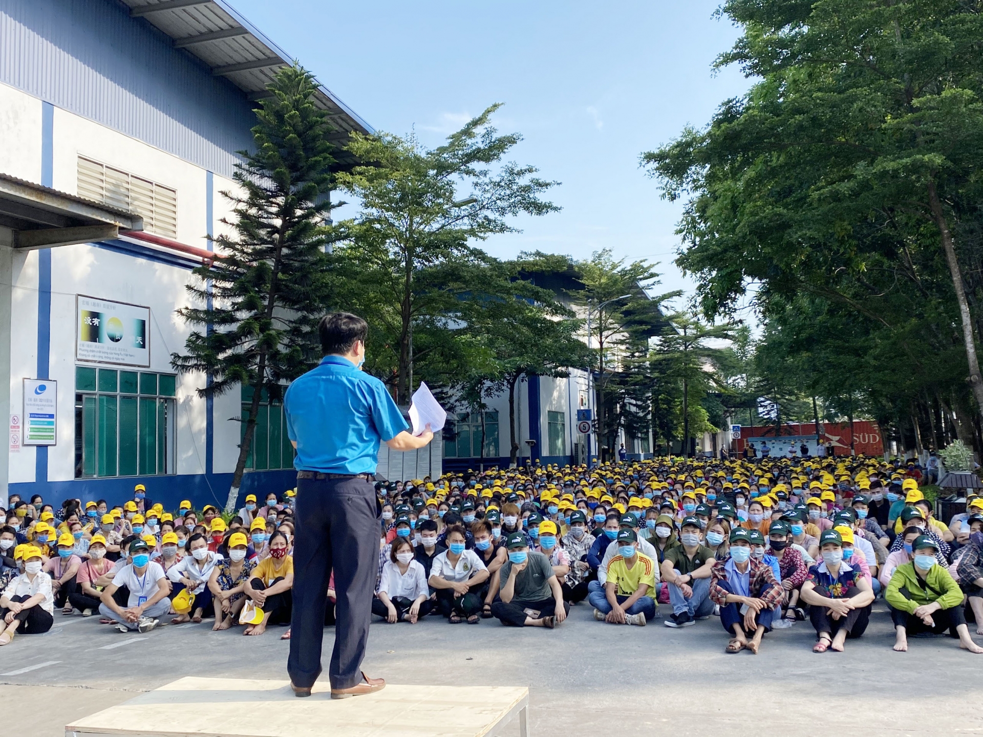 Công đoàn KKT và các KCN tỉnh Thanh Hóa chủ động, tích cực trong phòng chống dịch bệnh