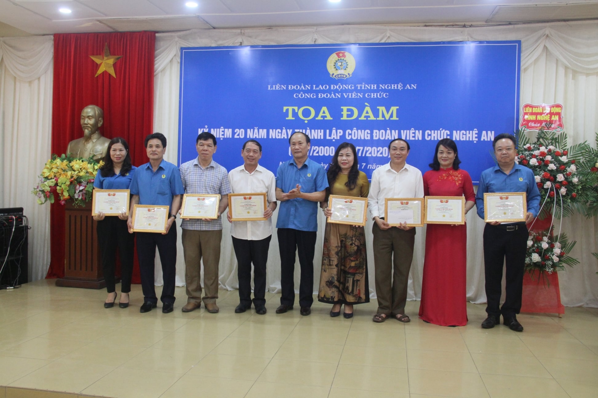 Tọa đàm kỷ niệm 20 năm ngày thành lập toa dam ky niem 20 nam ngay thanh lap