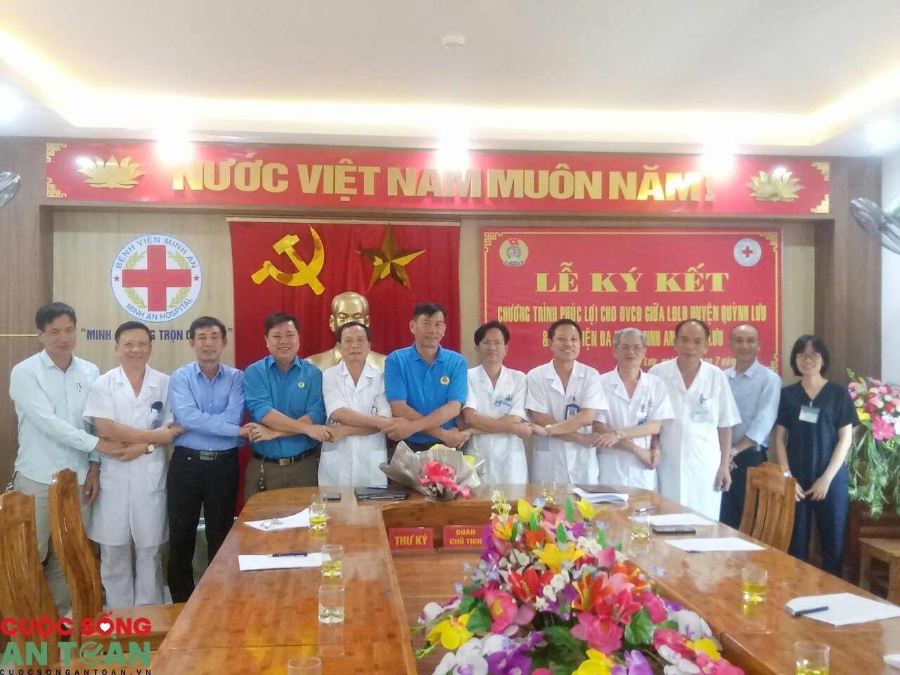 Đoàn viên công đoàn được giảm giá 10% khi khám bệnh doan vien cong doan duoc giam gia 10 khi kham benh