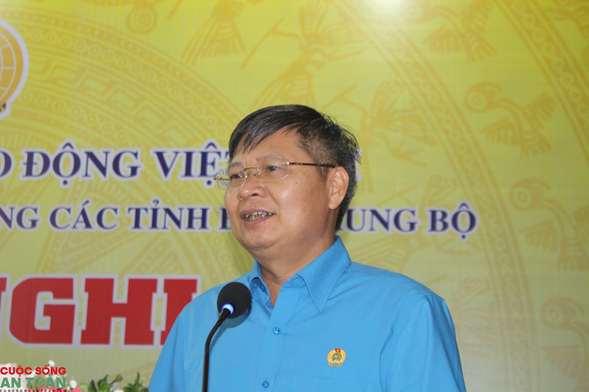 Cụm thi đua Liên đoàn Lao động các tỉnh Bắc Trung Bộ sơ kết 6 tháng đầu năm cum thi dua lien doan lao dong cac tinh bac trung bo so ket 6 thang dau nam