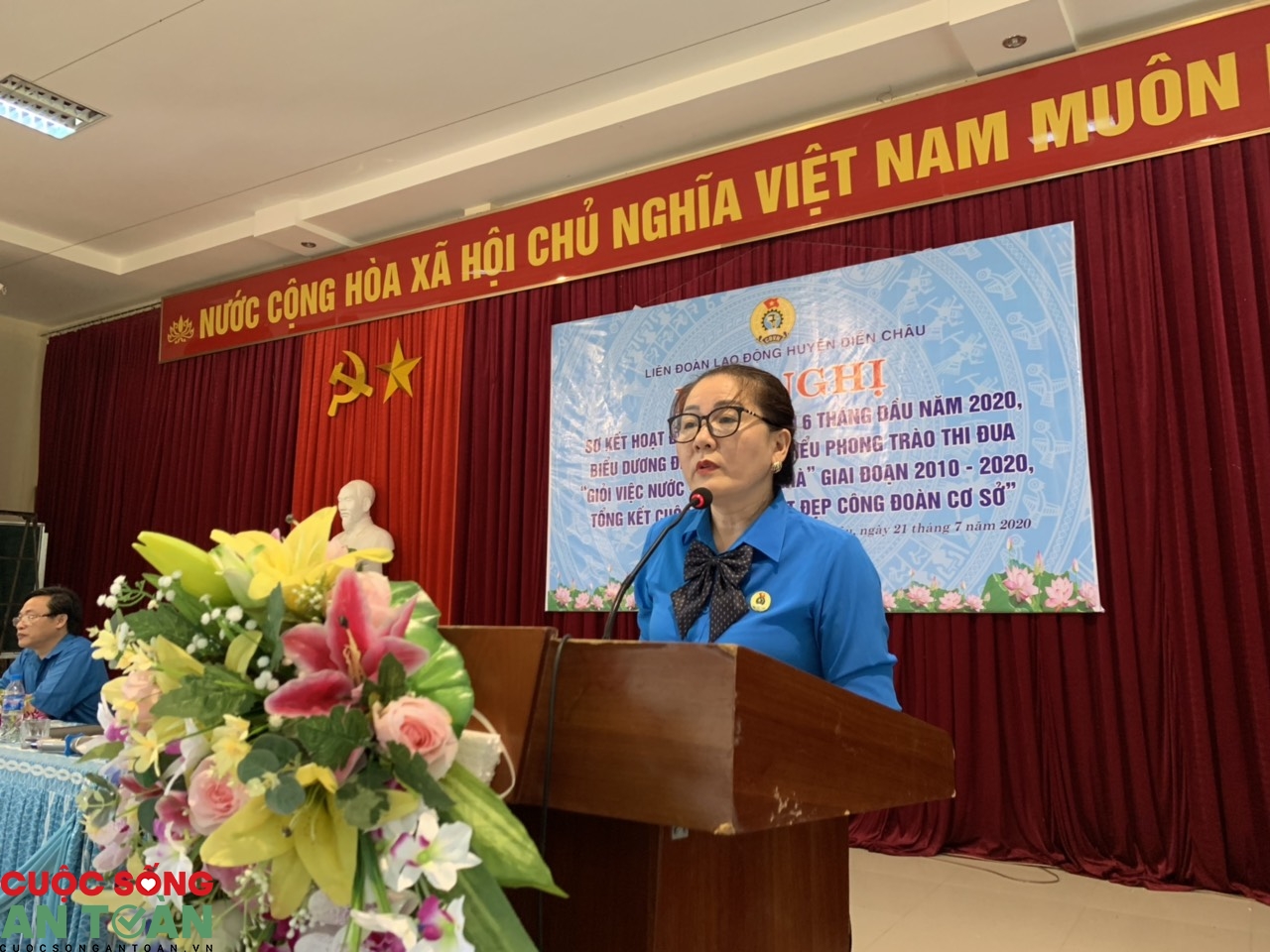 Liên đoàn Lao động huyện Diễn Châu: Sơ kết hoạt động công đoàn 6 tháng đầu năm lien doan lao dong huyen dien chau so ket hoat dong cong doan 6 thang dau nam