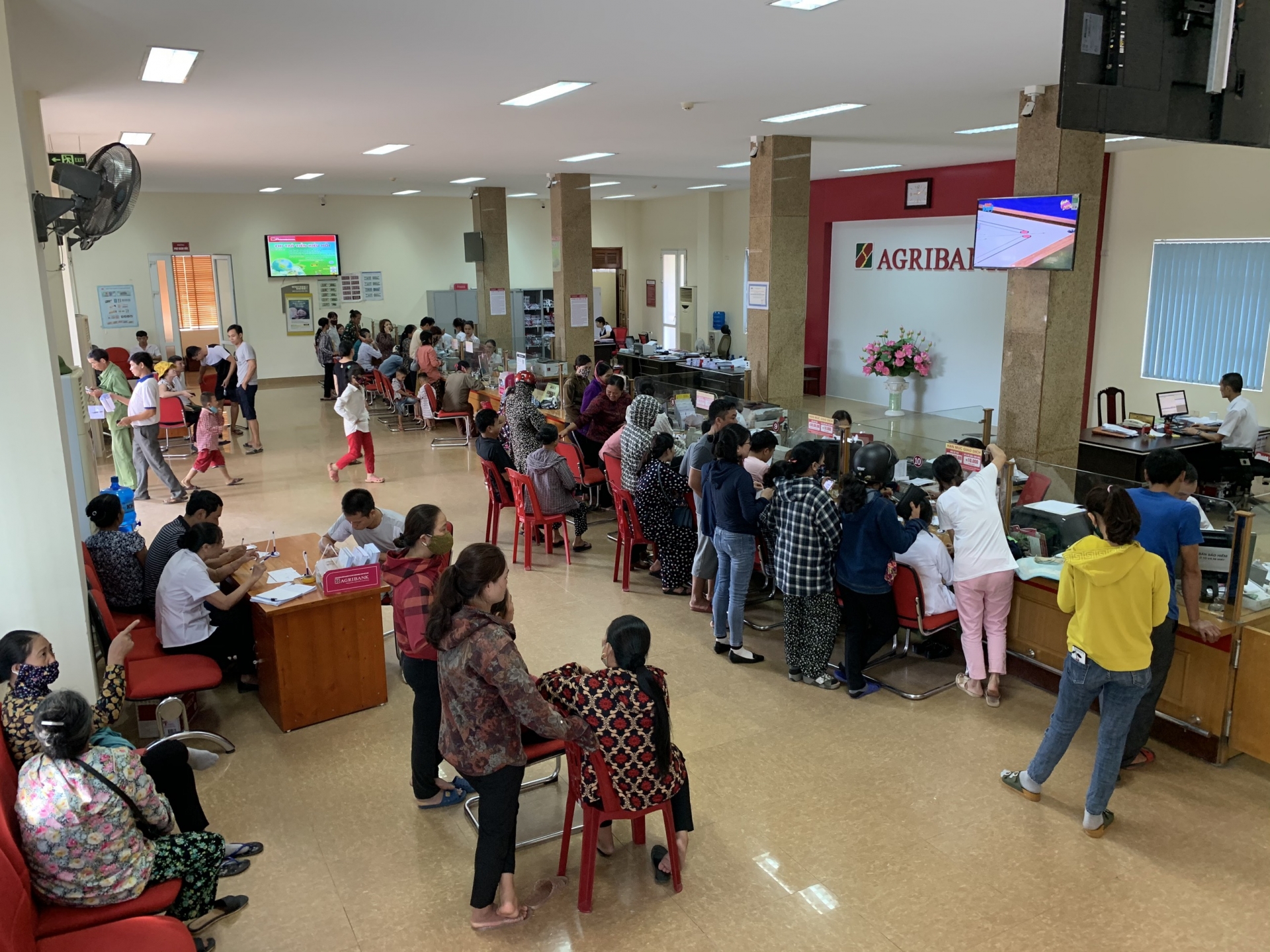 LĐLĐ tỉnh Nghệ An: Ký kết thỏa thuận hợp tác với các chi nhánh Agribank tại Nghệ An LĐLĐ tỉnh Nghệ An: Ký kết thỏa thuận hợp tác với các chi nhánh Agribank tại Nghệ An