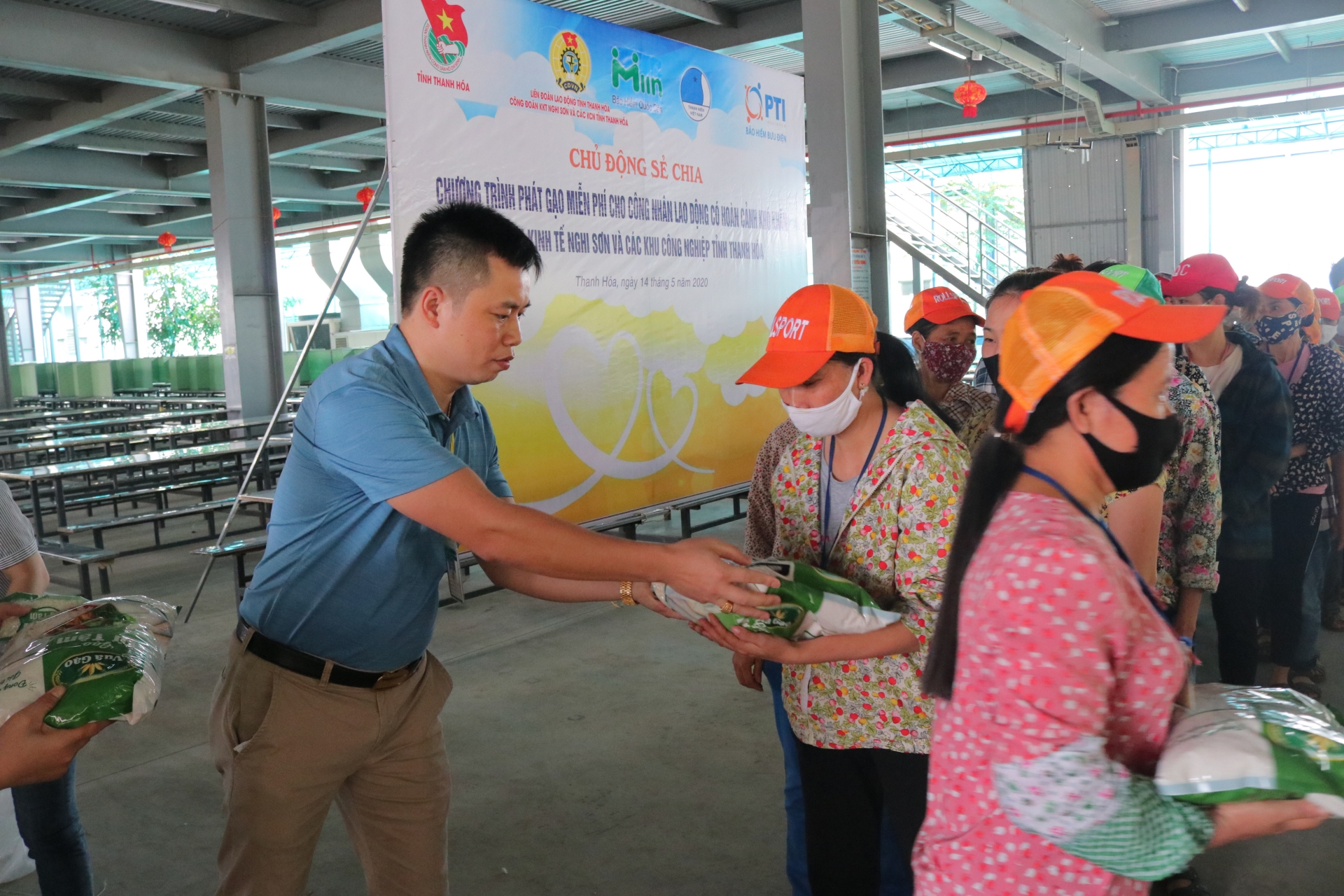 Trang phục các dân tộc   Nét đẹp văn hóa trong Khu dự trữ sinh quyển miền Tây Nghệ An