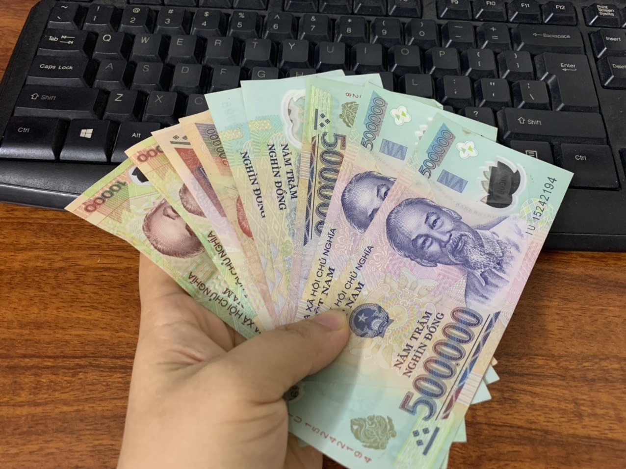 Khấu trừ tiền lương để bồi thường hư hỏng tài sản Khấu trừ tiền lương để bồi thường hư hỏng tài sản