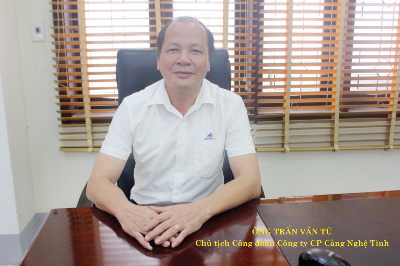 Công ty CP Cảng Nghệ Tĩnh Chăm lo chế độ, chính sách cho người lao động Công ty CP Cảng Nghệ Tĩnh Chăm lo chế độ, chính sách cho người lao động