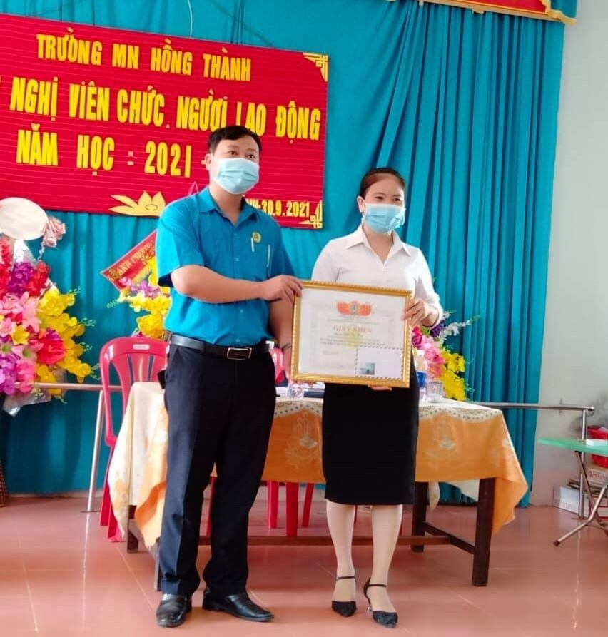 LĐLĐ tỉnh Nghệ An tổ chức hội nghị dân chủ với nhiều đổi mới LĐLĐ tỉnh Nghệ An tổ chức hội nghị dân chủ với nhiều đổi mới