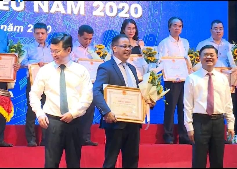 Doanh nhân Nguyễn Đình Sinh: Hạnh phúc khi đem lại niềm vui cho người lao động Doanh nhân Nguyễn Đình Sinh: Hạnh phúc khi đem lại niềm vui cho người lao động