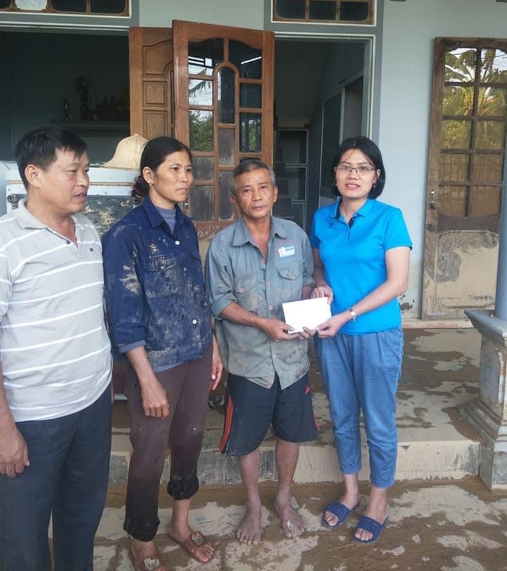 Công đoàn Quảng Bình chung tay khắc phục thiệt hại do mưa lũ Công đoàn Quảng Bình chung tay khắc phục thiệt hại do mưa lũ