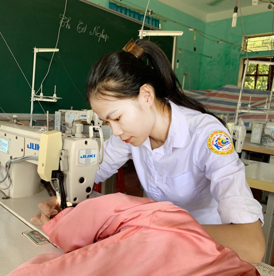 Không ngừng vươn lên để khẳng định vị thế Không ngừng vươn lên để khẳng định vị thế