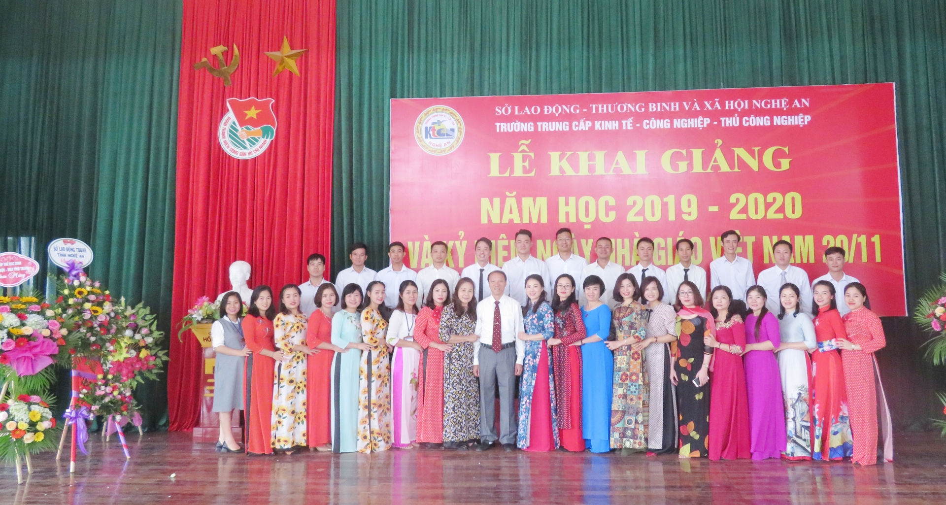 Không ngừng vươn lên để khẳng định vị thế Không ngừng vươn lên để khẳng định vị thế