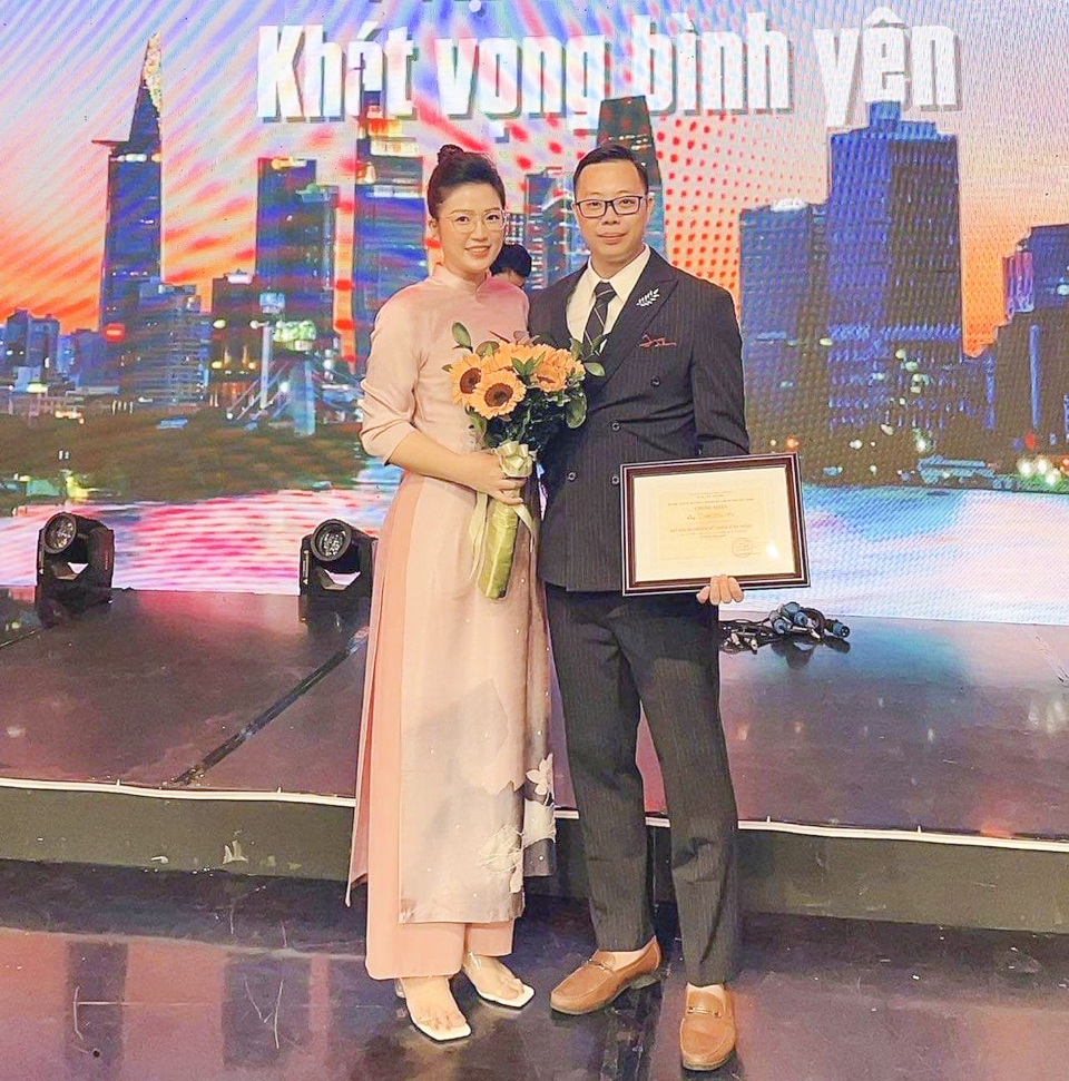 Công đoàn ngành Y tế Nghệ An đạt giải Ba Cuộc thi video clip "Thời khắc khó quên" Công đoàn ngành Y tế Nghệ An đạt giải Ba Cuộc thi video clip "Thời khắc khó quên"