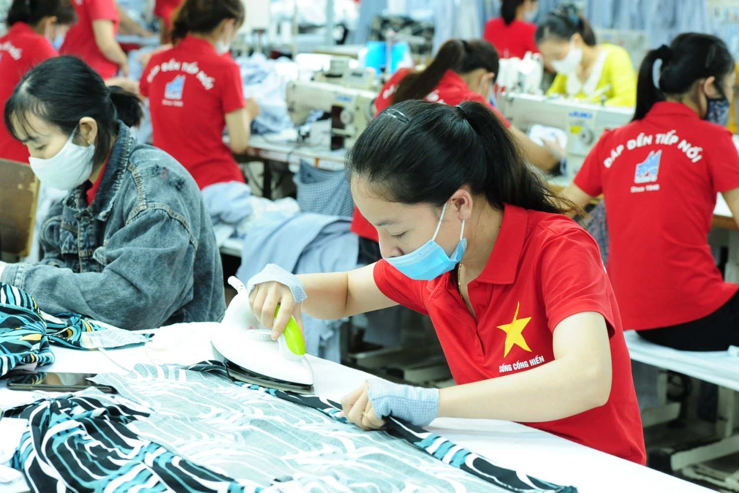 LĐLĐ Quảng Bình đổi mới công tác vận động nữ công nhân, viên chức, lao động