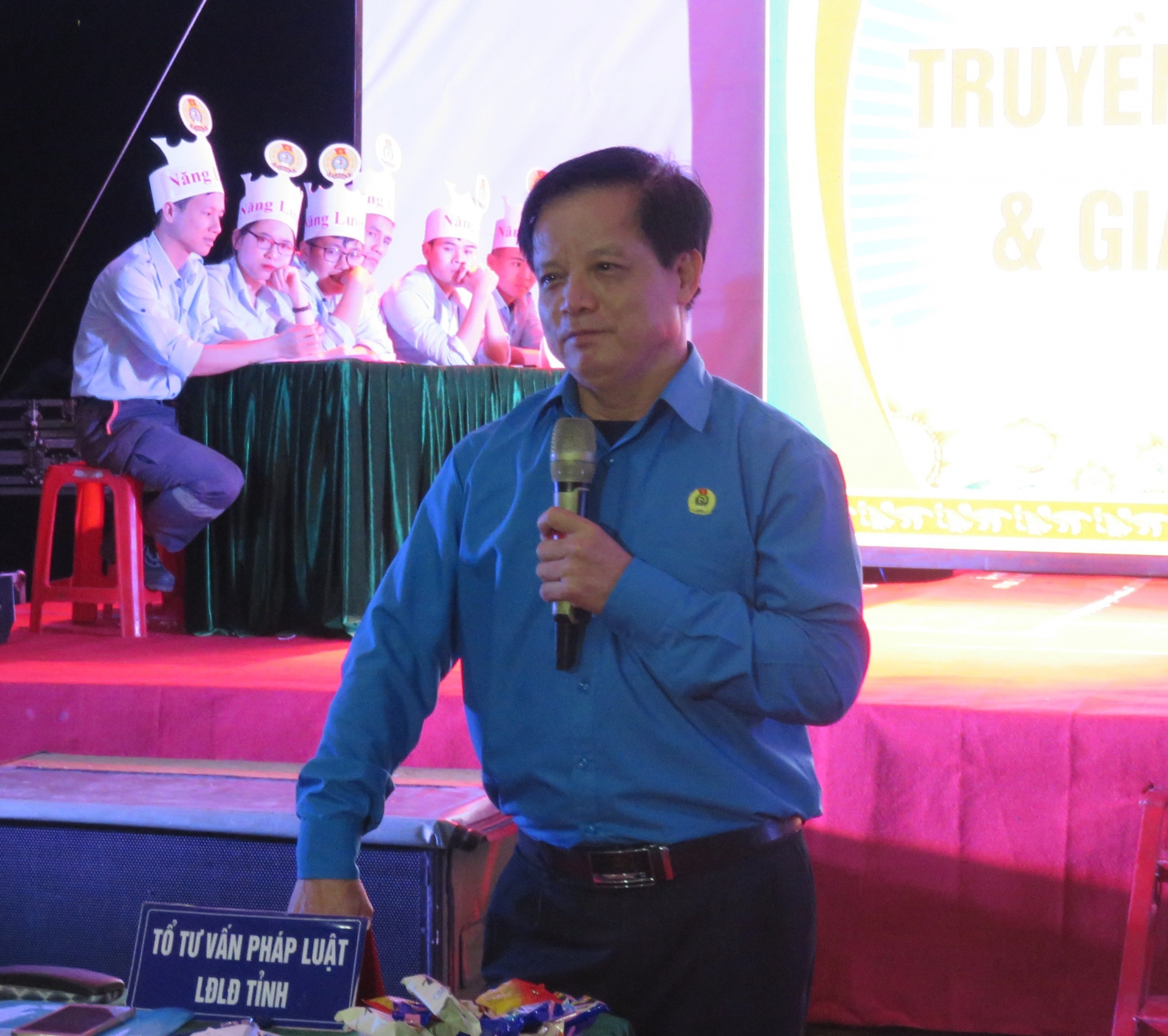 Sôi nổi chương trình truyền thông pháp luật cho CNLĐ Công ty Gang thép Hưng nghiệp Formosa Hà Tĩnh Sôi nổi chương trình truyền thông pháp luật cho CNLĐ Công ty Gang thép Hưng nghiệp Formosa Hà Tĩnh