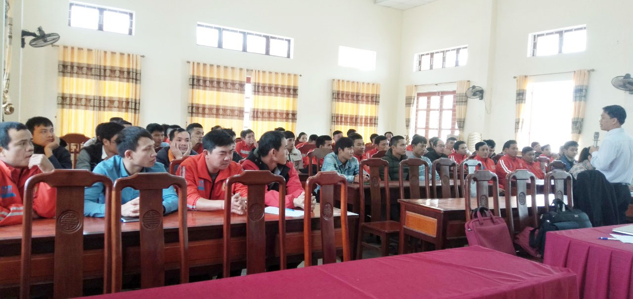 Tổ chức tập huấn pháp luật lao động cho Công ty CP Xi măng Sông Lam