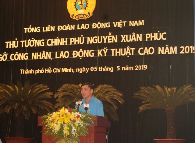 Thủ tướng gặp gỡ, lắng nghe những ý kiến của công nhân kỹ thuật cao thu tuong gap go lang nghe nhung y kien cua cong nhan ky thuat cao