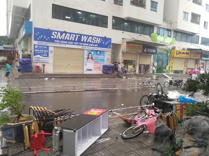 mua dong khien hang loat phuong tien do lan loc tren pho ha noi