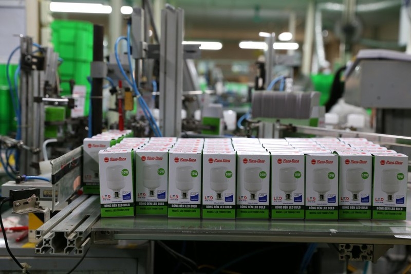 Trước sự cố cháy, Công ty Bóng đèn Phích nước Rạng Đông làm ăn ra sao? truoc su co chay cong ty bong den phich nuoc rang dong lam an ra sao