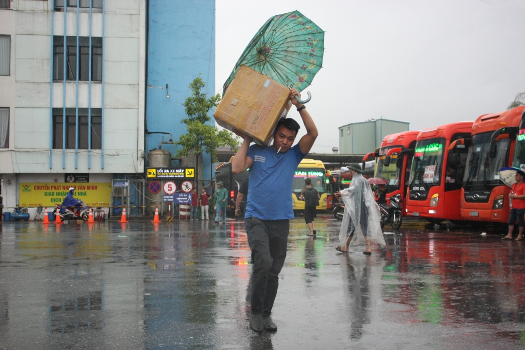 nghi le 29 mua lon un tac khien tinh hinh o cac ben xe khap ca nuoc qua tai