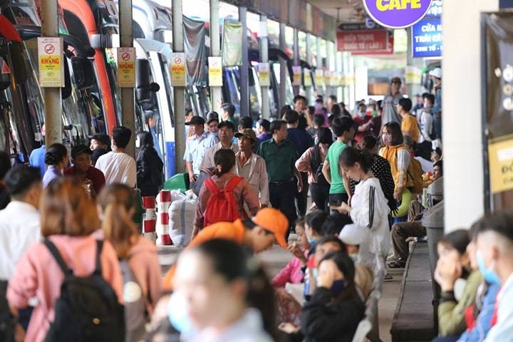 nghi le 29 mua lon un tac khien tinh hinh o cac ben xe khap ca nuoc qua tai