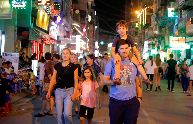 Hơn 11 triệu khách quốc tế đã đến Việt Nam kể từ đầu năm du lich thang 82019 hon 11 trieu luot khach quoc te den viet nam