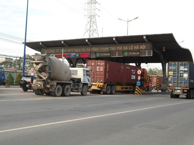 tphcm tram bot xa lo ha noi sap thu phi lai