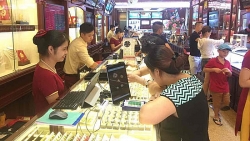 gia vang 1510 bat ngo tang sau ba phien giam lien tiep