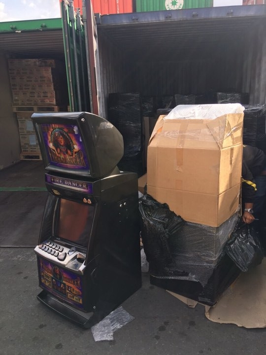 Sẽ khởi tố doanh nghiệp nhập máy đánh bạc nhưng khai là bàn làm việc se khoi to doanh nghiep nhap may danh bac nhung khai la ban lam viec