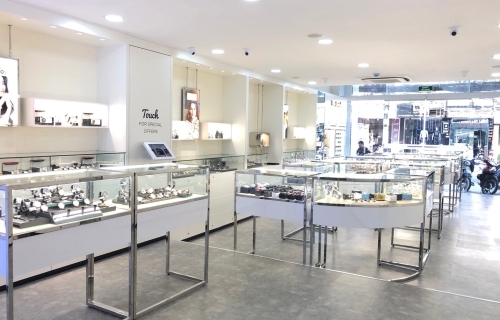 Cuộc đua phân phối đồng hồ của PNJ và Thế Giới Di Động cuoc dua phan phoi dong ho cua pnj va the gioi di dong