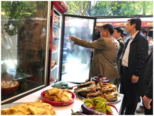 Ẩm thực mùa lễ hội và nỗi lo vấn đề ngộ độc thực phẩm am thuc mua le hoi va noi lo van de ngo doc thuc pham