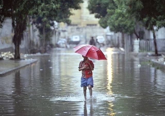 Những bệnh dễ mắc trong mùa mưa bão và cách phòng tránh