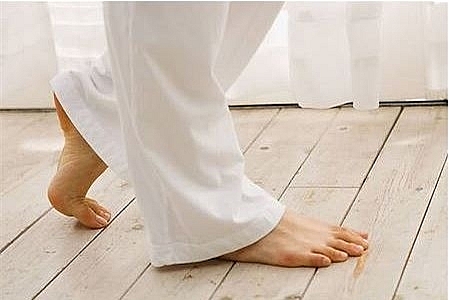 nhung thoi quen buoi sang gay hai cho suc khoe co the ban khong ngo toi