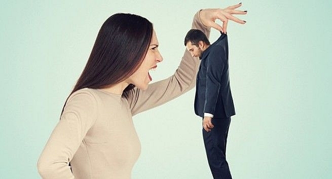 Bạo hành cảm xúc: Khi ngôn từ trở thành kẻ giết người thầm lặng bao hanh cam xuc khi ngon tu tro thanh ke giet nguoi tham lang