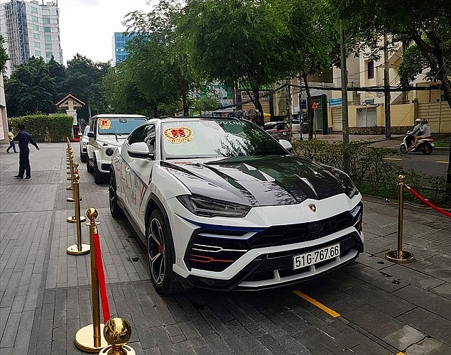 loat sieu xe trinh lang trong dam cuoi ai nu con gai dai gia minh nhua