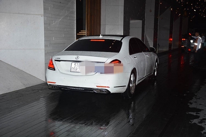 loat sieu xe trinh lang trong dam cuoi ai nu con gai dai gia minh nhua