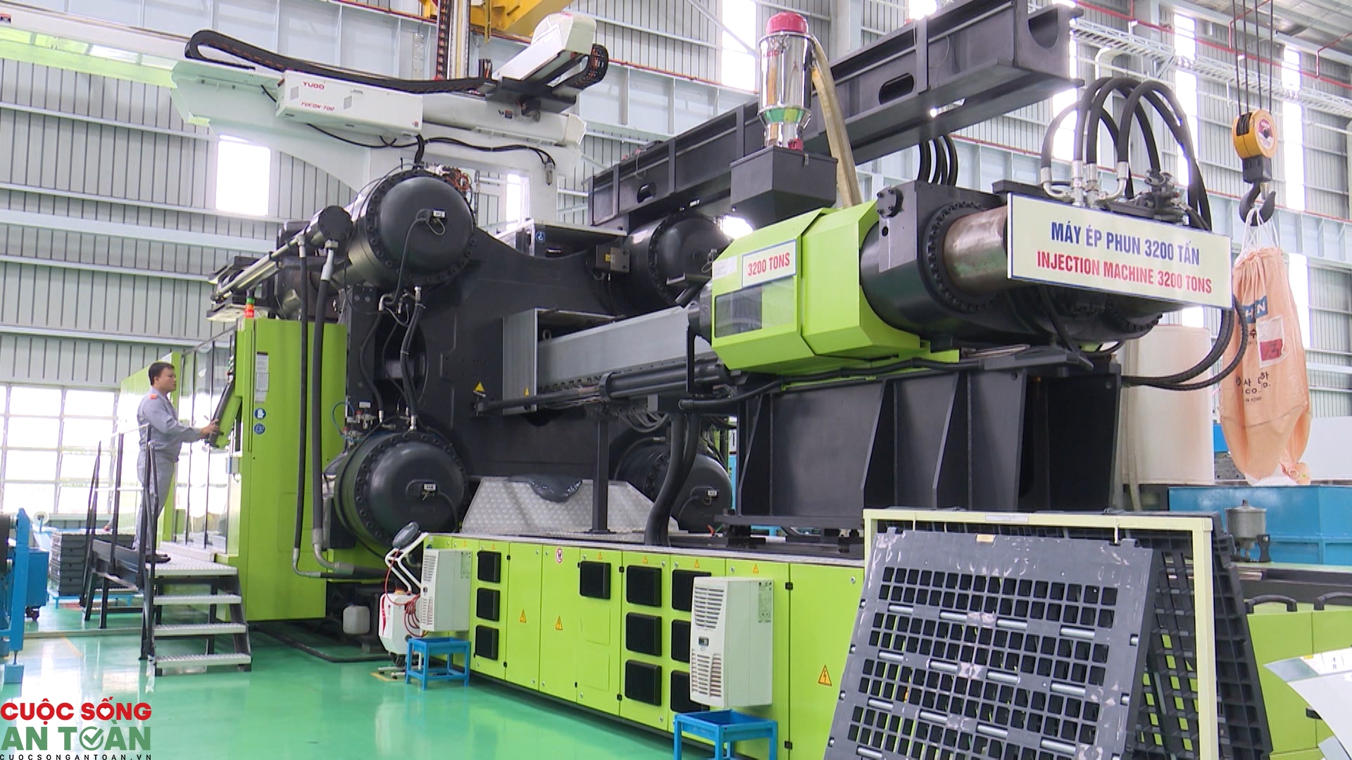 undefined 3842 ynh 3