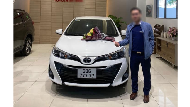 Điểm danh những chiếc xe "đổi đời" sau khi trúng biển độc