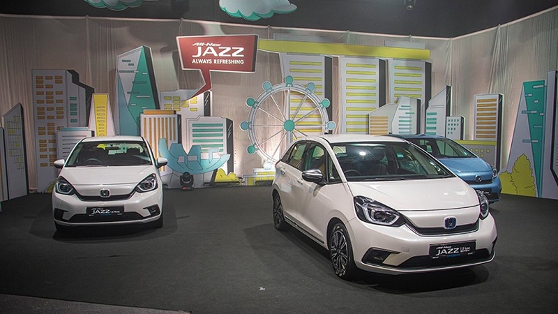 Honda Jazz tại Singapore đắt ngang Mercedes GLC ở Việt Nam