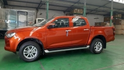 Lô Isuzu D-Max đầu tiên về đến đại lý, chỉ chờ ra mắt