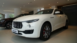 Cận cảnh Maserati Levante GranLusso với nội thất độc nhất Việt Nam