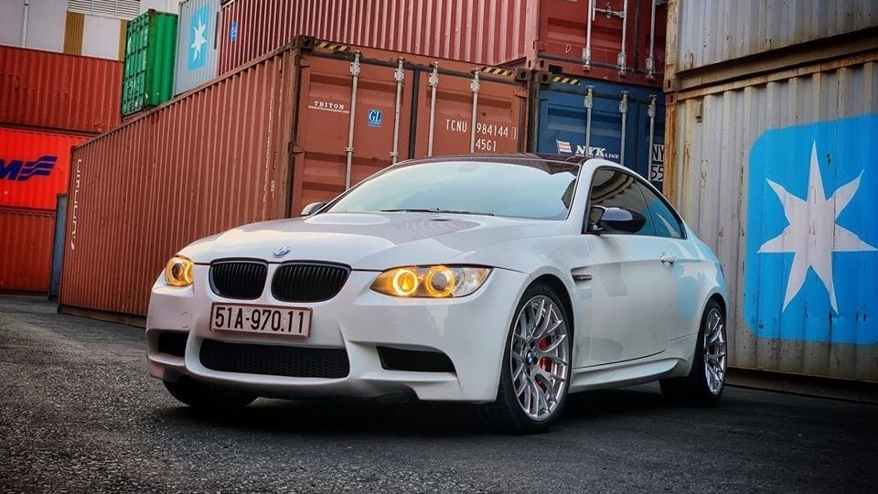 Hàng hiếm BMW M3 11 năm tuổi giá hơn 1,3 tỷ đồng