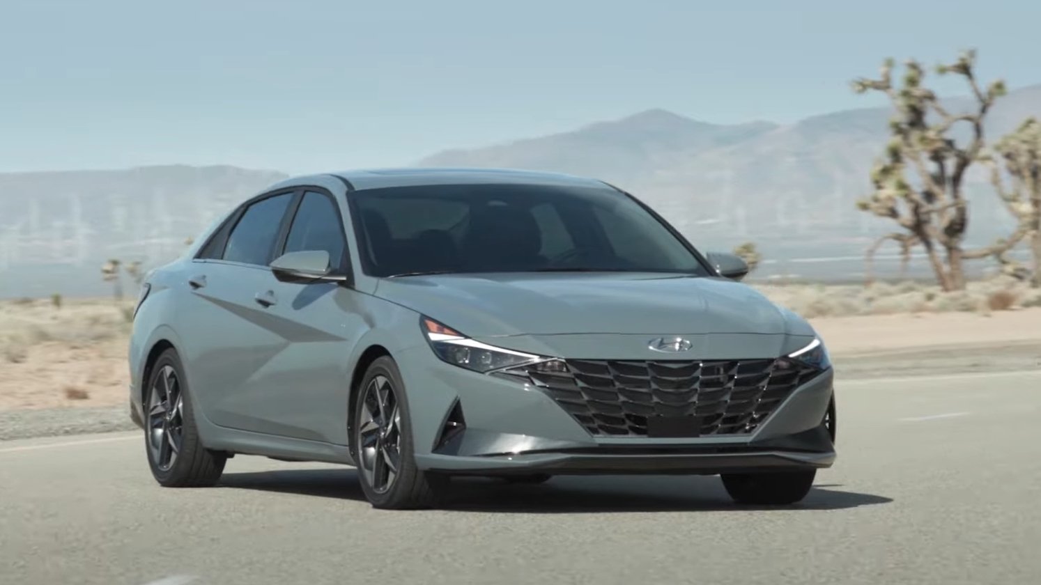 Hyundai Elantra 2021 có giá từ 455 triệu đồng tại Mỹ