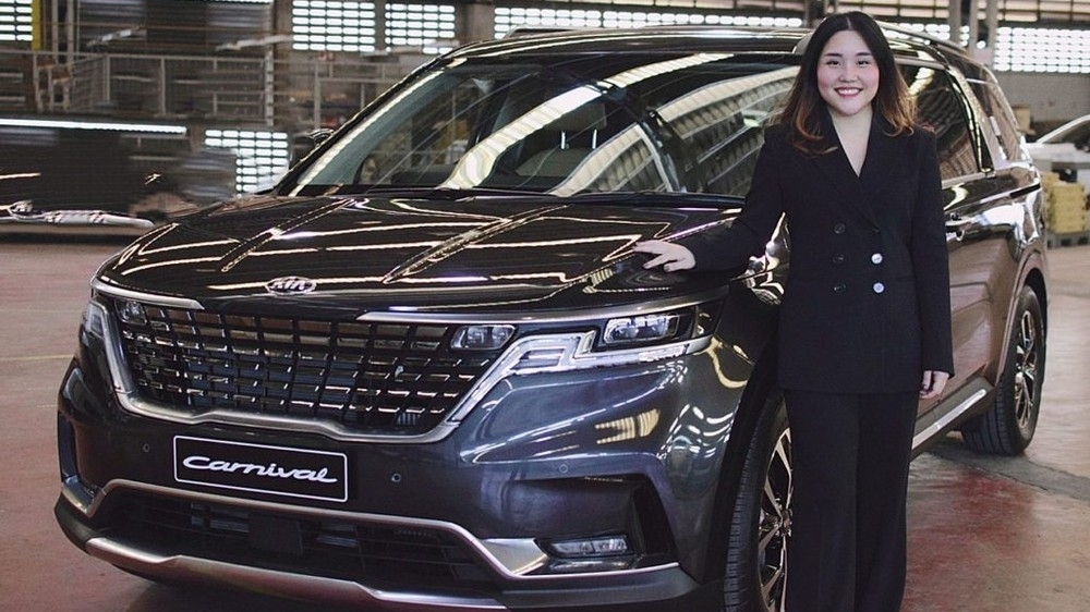 Kia Sedona 2021 nội thất 11 chỗ bất ngờ xuất hiện tại Thái Lan, giá từ 1,64 tỷ