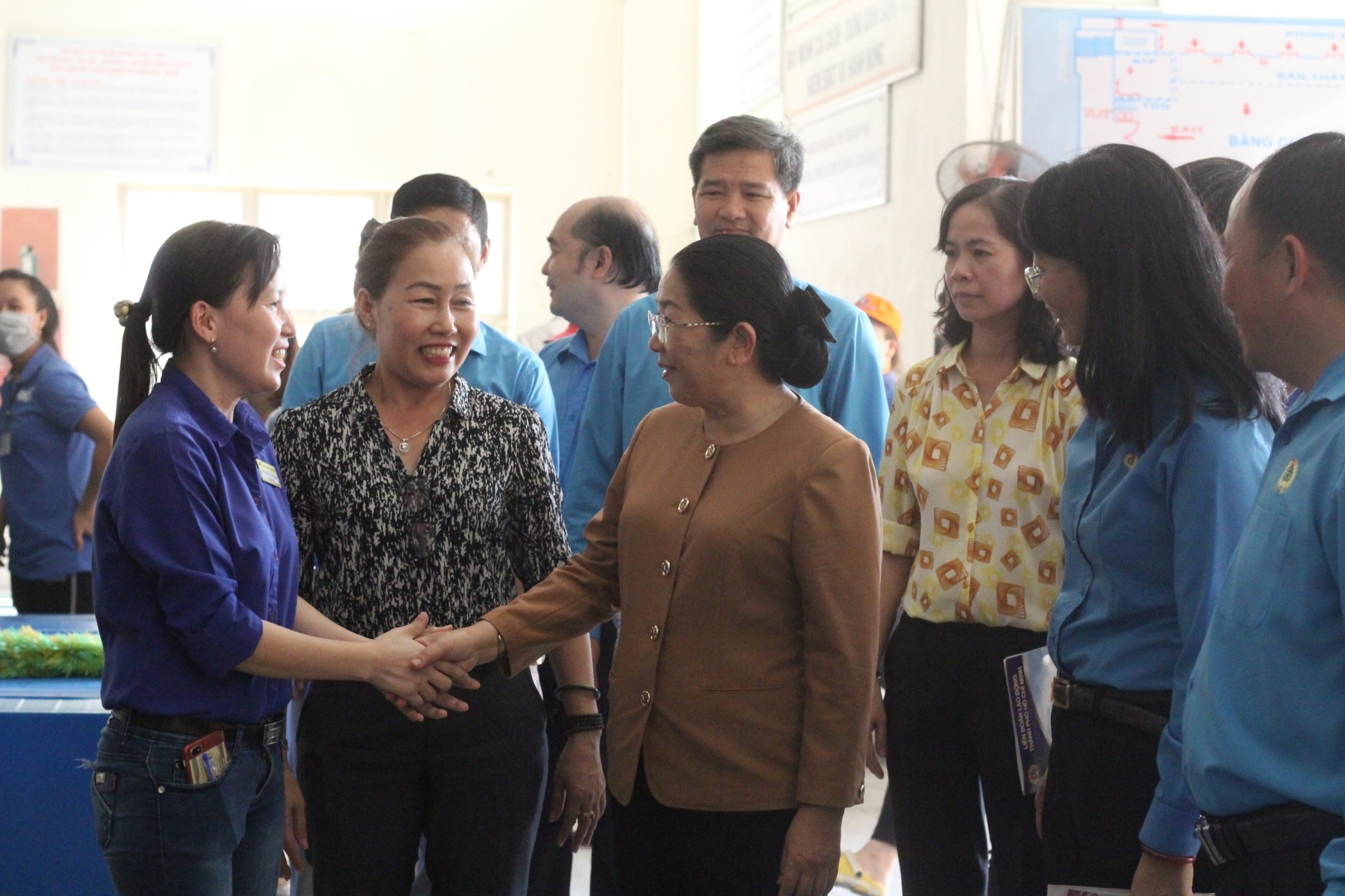 tp ho chi minh chung tay xay dung thanh pho sach thanh pho van hoa