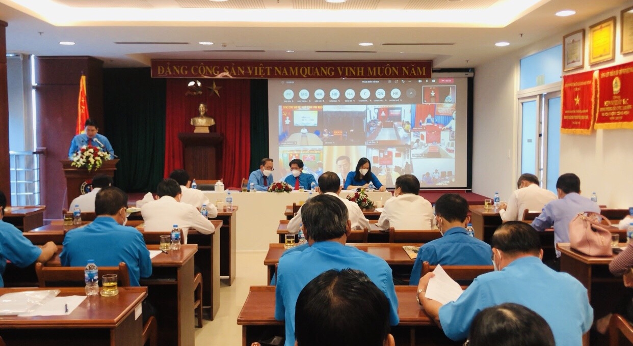 Công đoàn Cao su Việt Nam: Vượt khó chăm lo cho đoàn viên, người lao động