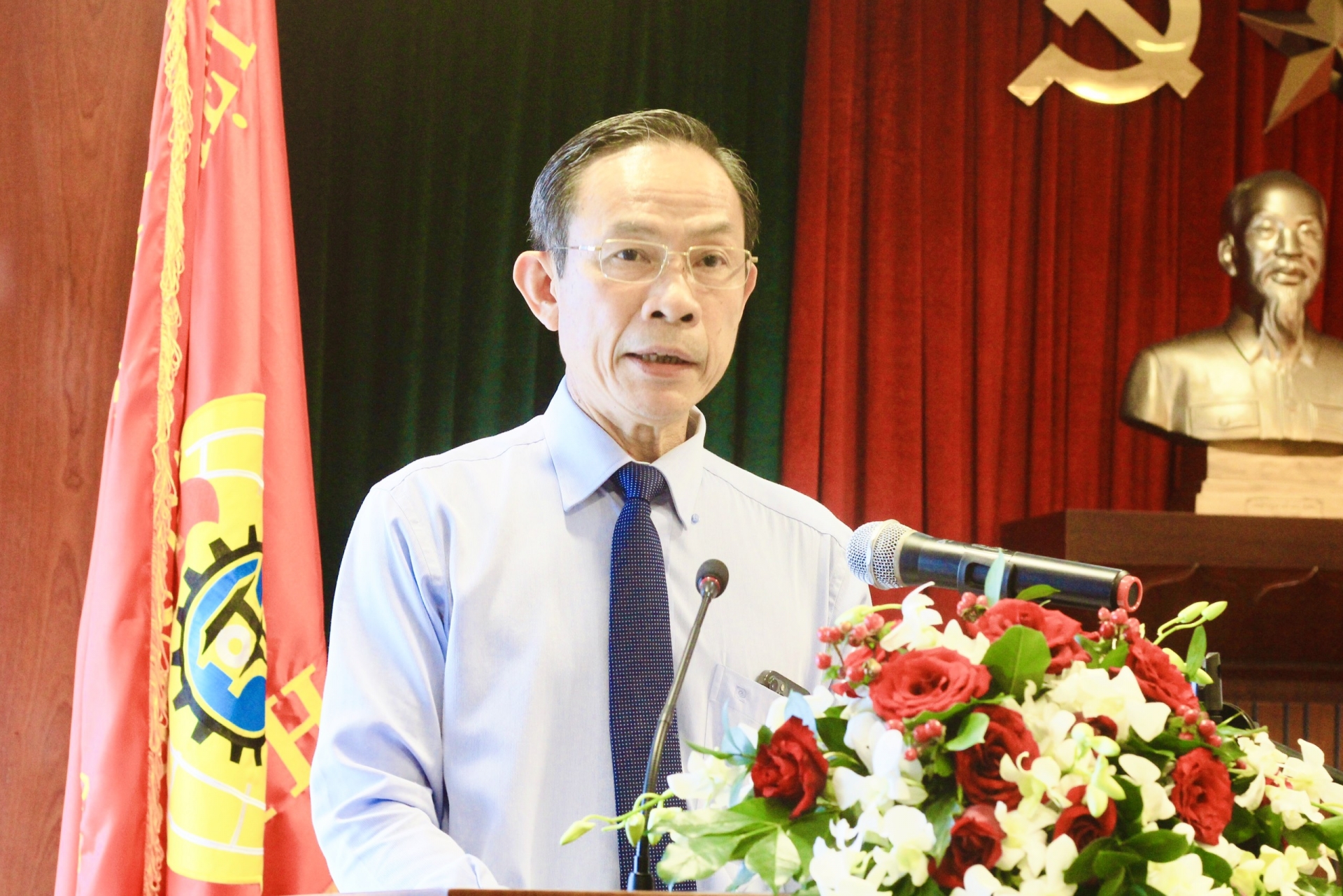 Công đoàn Cao su Việt Nam: Vượt khó chăm lo cho đoàn viên, người lao động