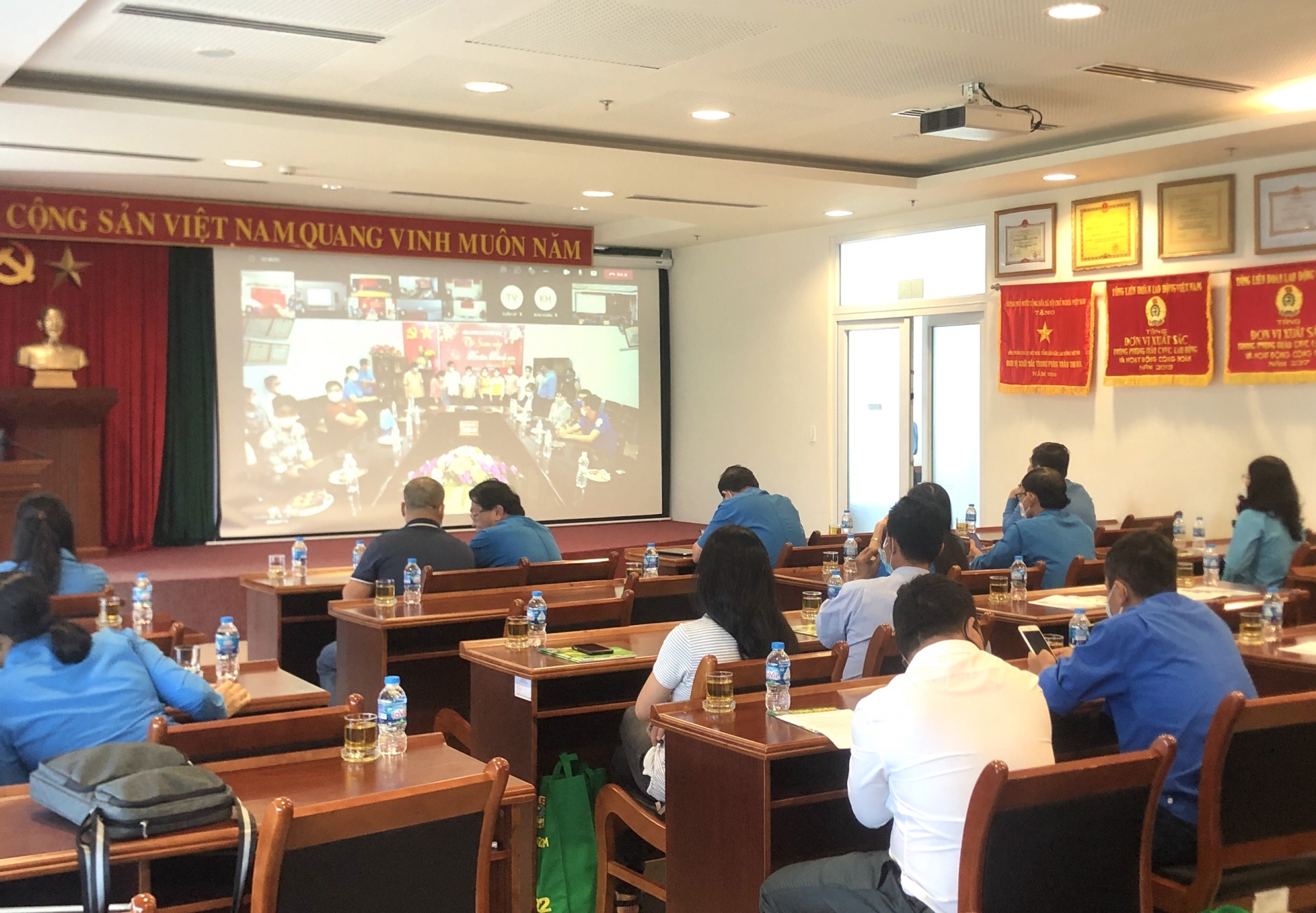 “Tết sum vầy” ấm tình Công đoàn Cao su Việt Nam dành cho đoàn viên, NLĐ “Tết sum vầy” ấm tình Công đoàn Cao su Việt Nam dành cho đoàn viên, NLĐ