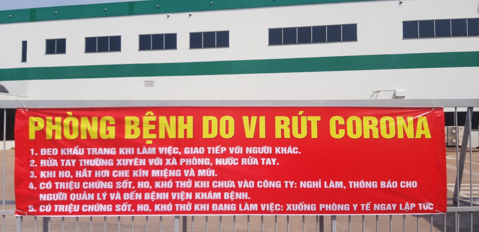 Công đoàn, người lao động sẵn sàng phòng chống dịch bệnh để  an tâm sản xuất