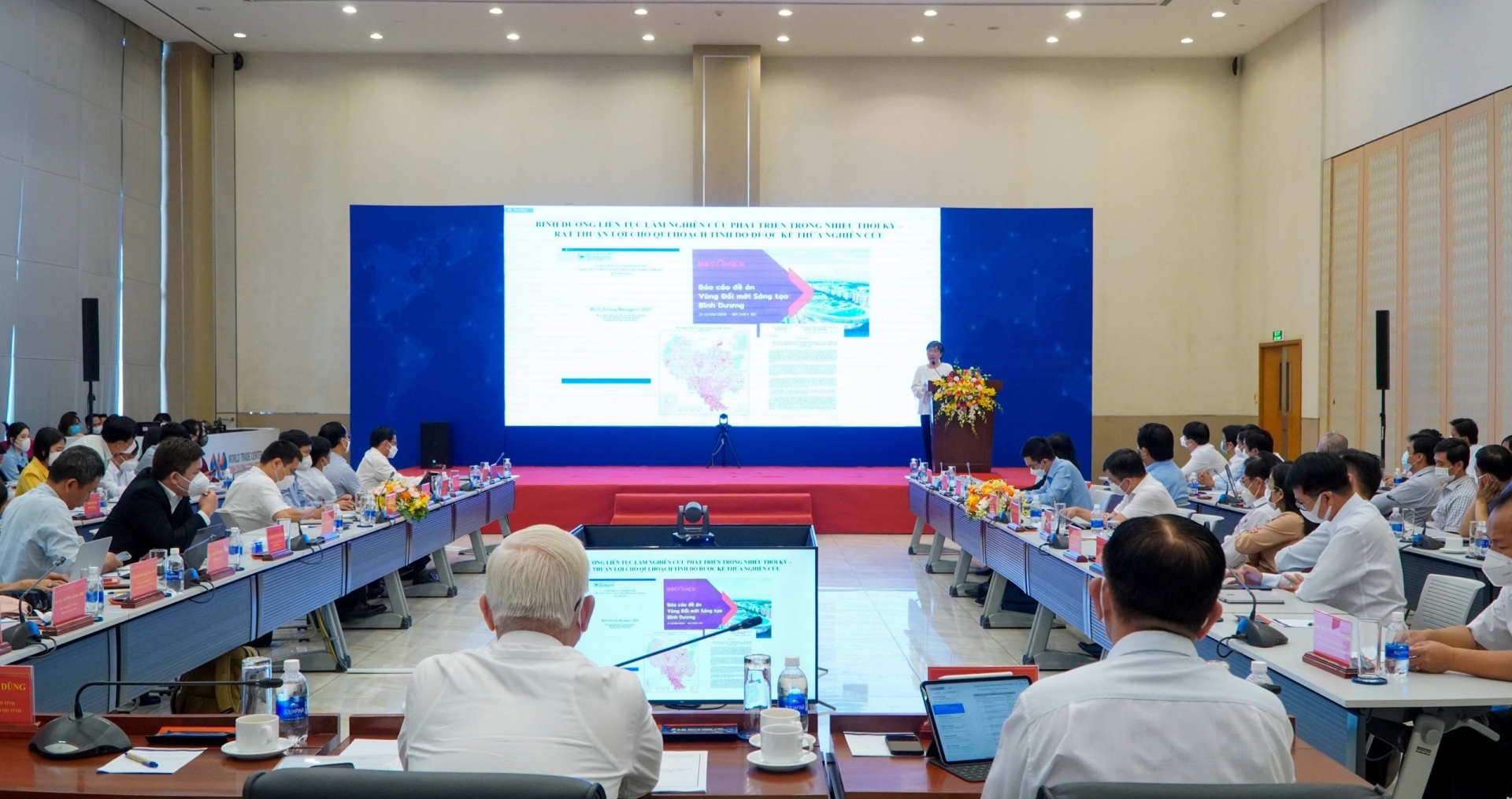 Tỉnh Bình Dương vượt “Bẫy thu nhập trung bình” theo chiến lược Tỉnh Bình Dương vượt “Bẫy thu nhập trung bình” theo chiến lược